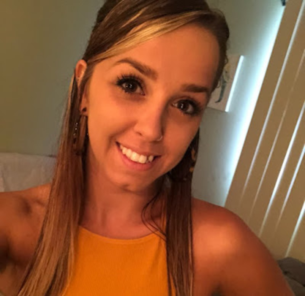 Meet your Posher, Stephanie